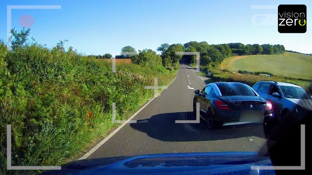 dashcam dangerous overtake